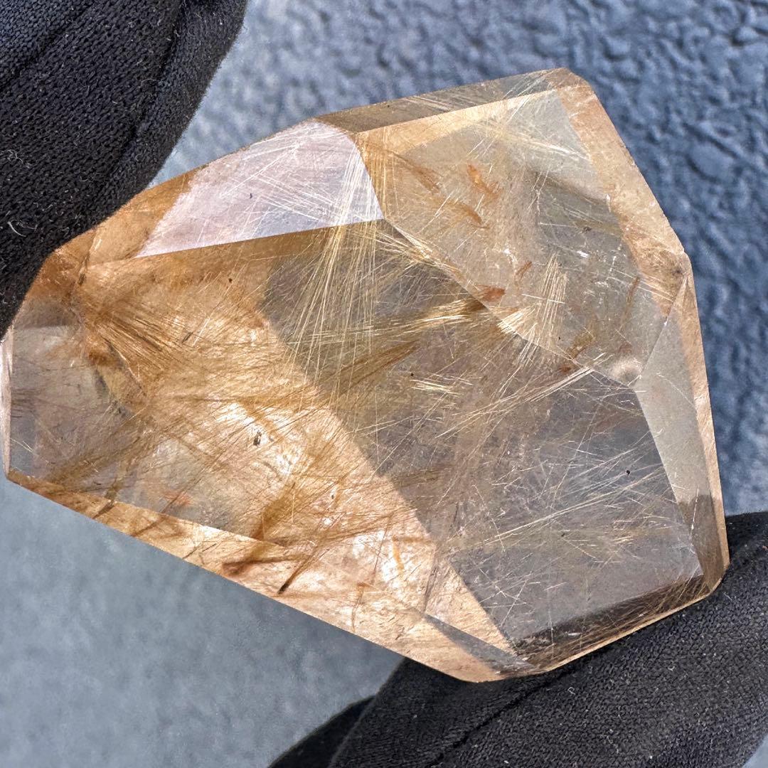 【財運・金運・事業運up❗️】ルチルクォーツ☆フリーフォーム水晶 原石A1519