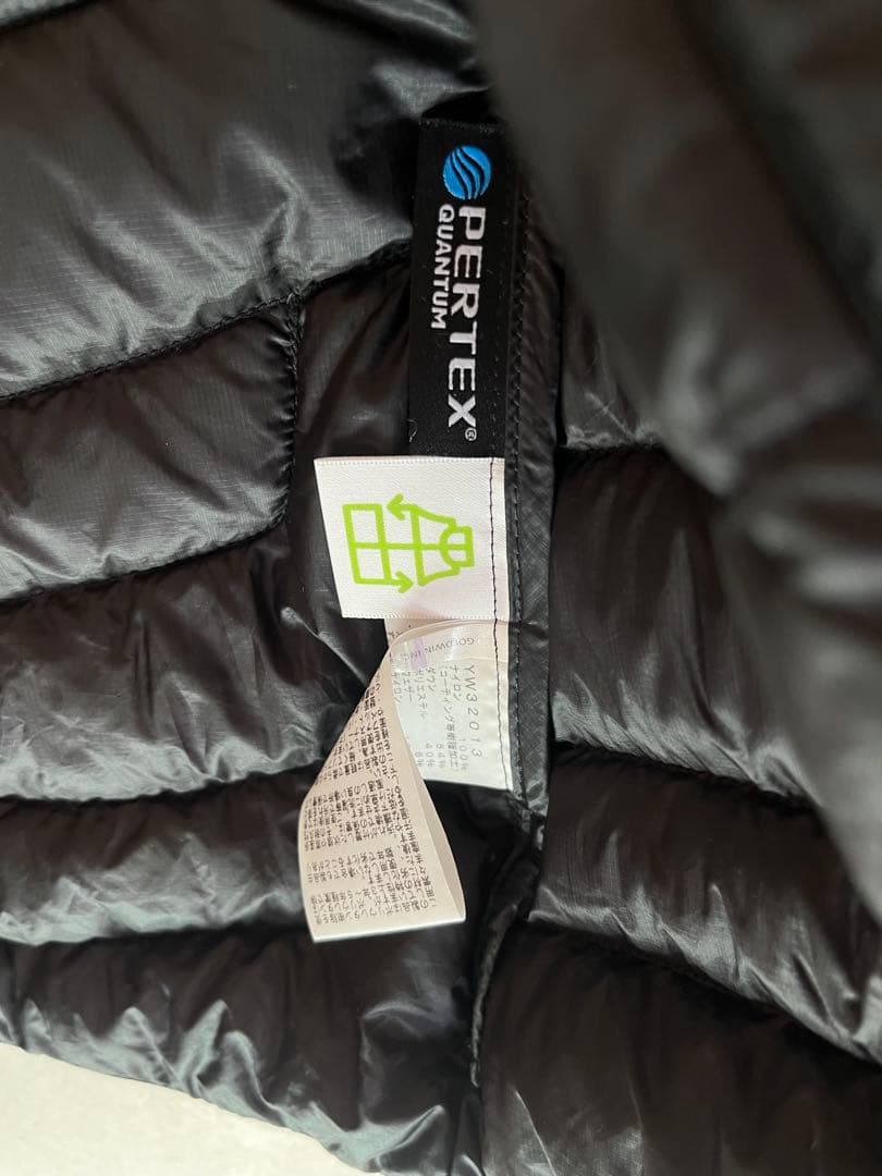 ノースフェイス　サンダーラウンドネックジャケット　黒