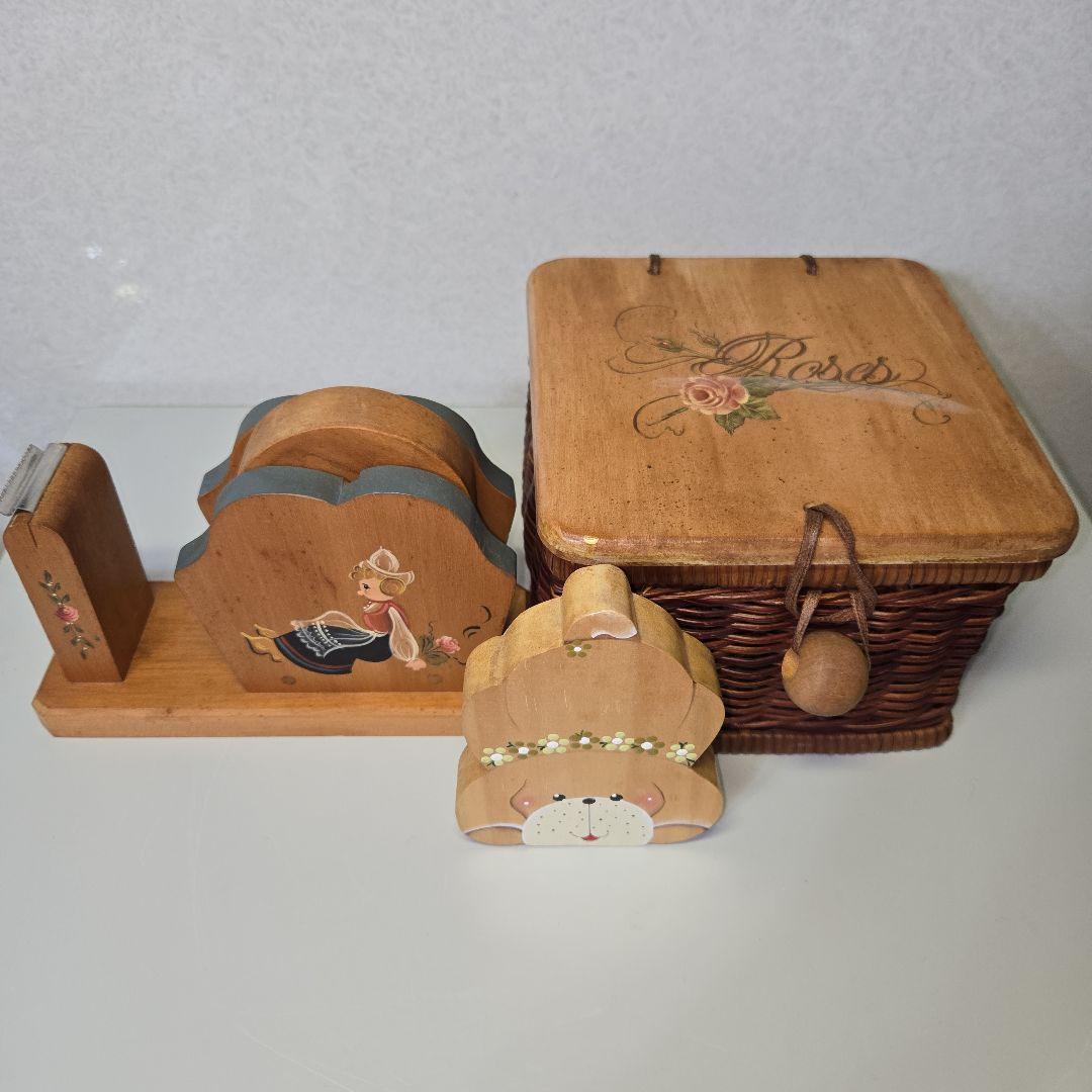 テーブルランナー　皿　花瓶　他