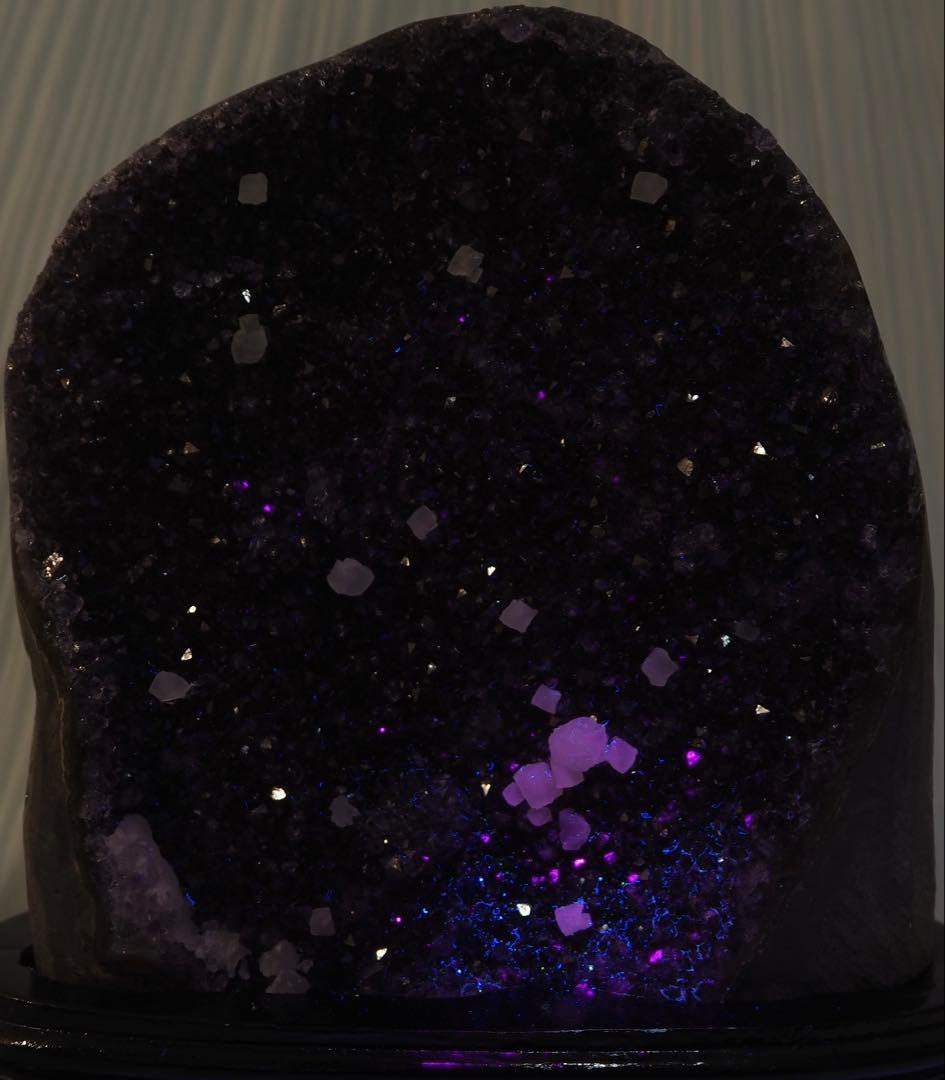 アメジストドーム ＊カルサイト共生