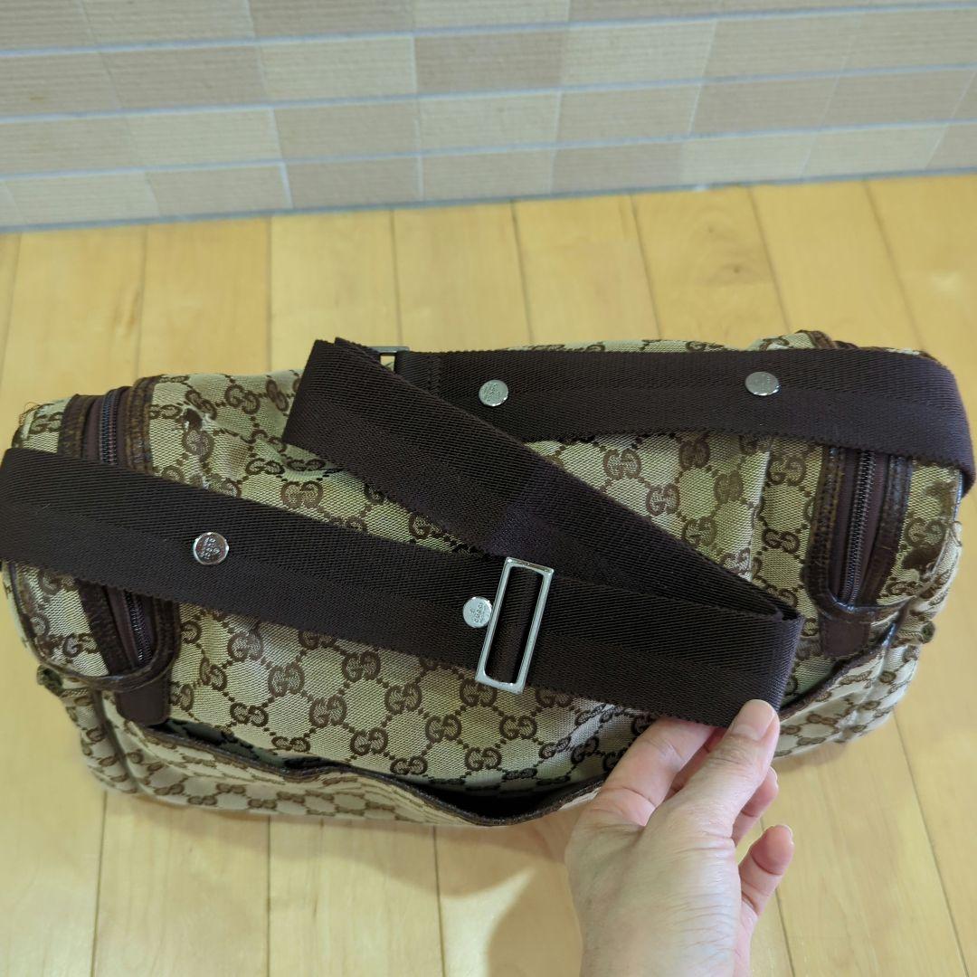 値下げ♪ GUCCI　マザーズバッグ　ショルダーバッグ　GG キャンバス