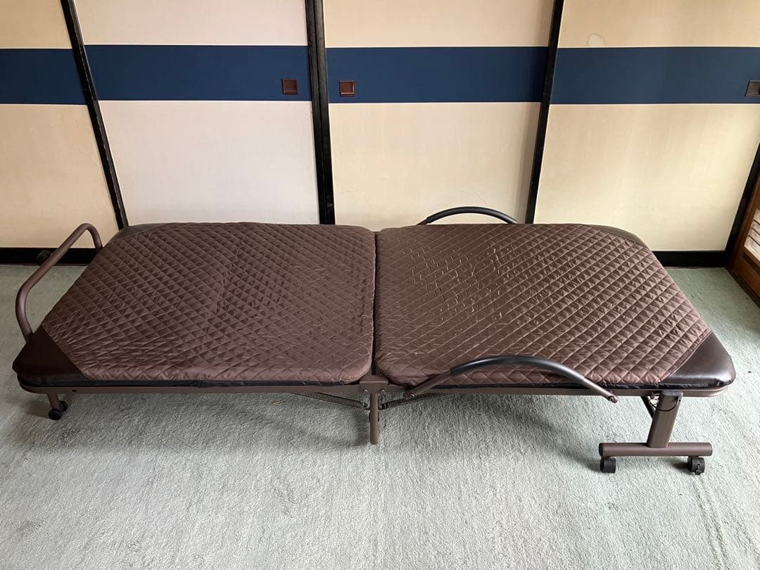 折り畳みパイプベッド リクライニング機能付き