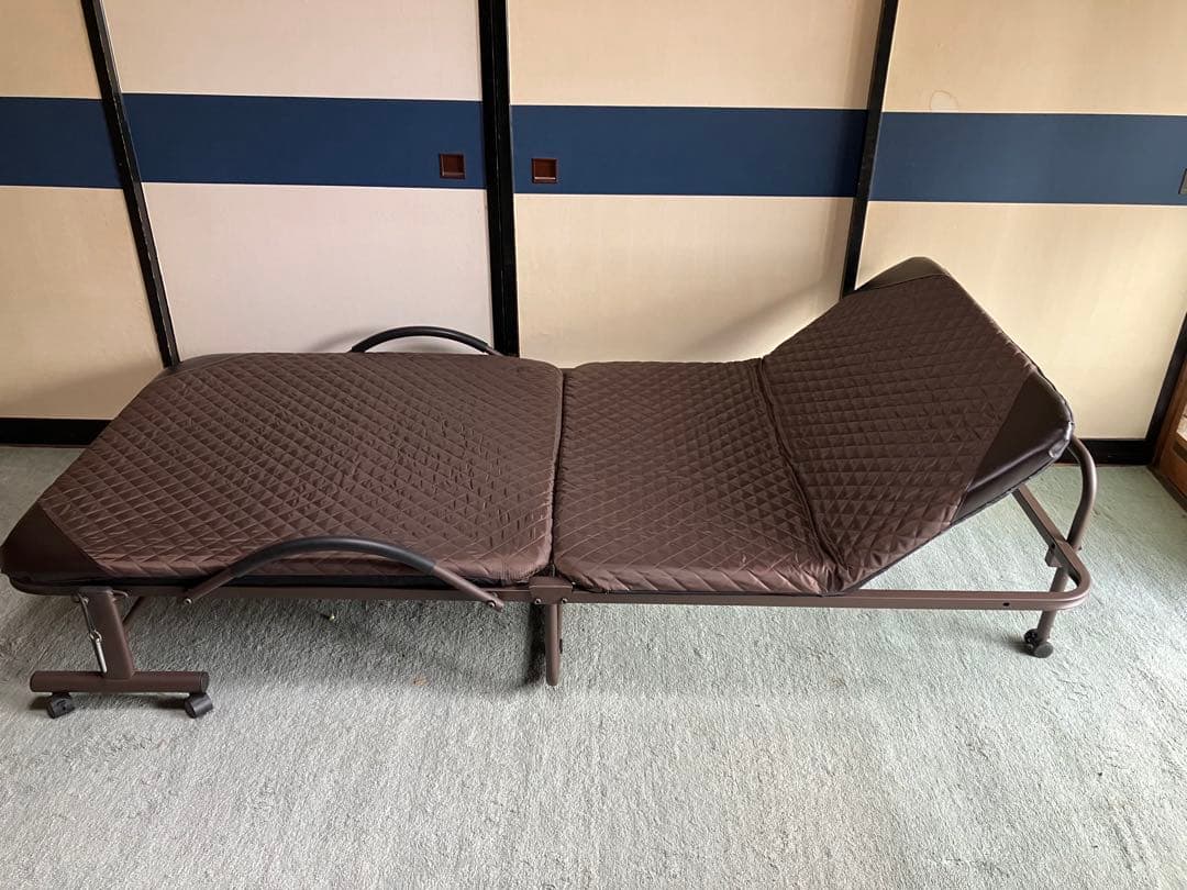 折り畳みパイプベッド リクライニング機能付き