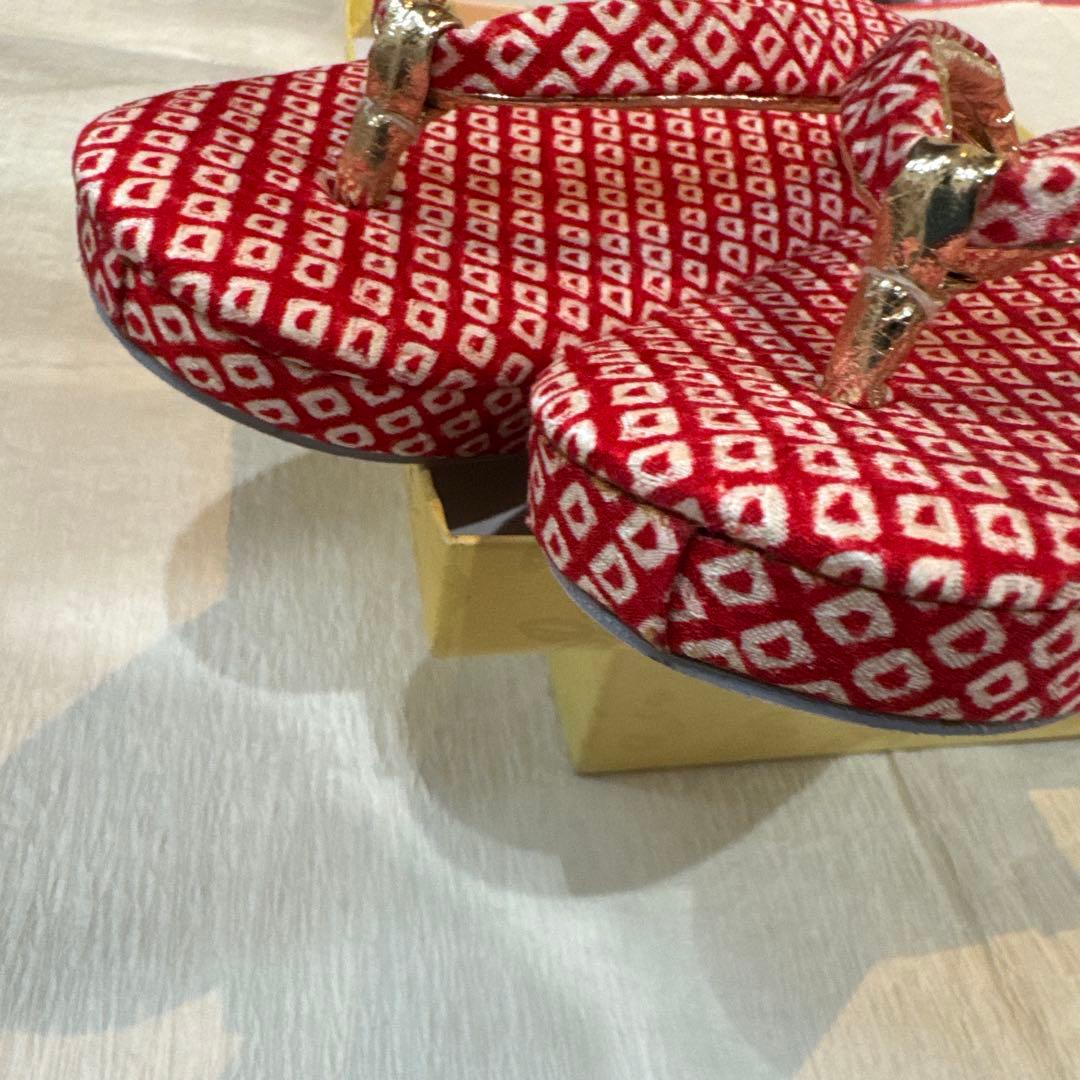 総額約6万円で購入！高島屋購入！正絹 被布　おまけの伊と忠草履と髪飾り付き