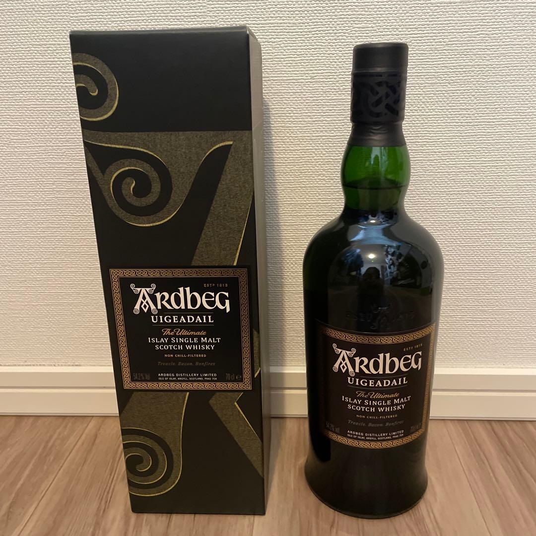 Ardbeg Uigeadail シングルモルトスコッチウイスキー 54.2%