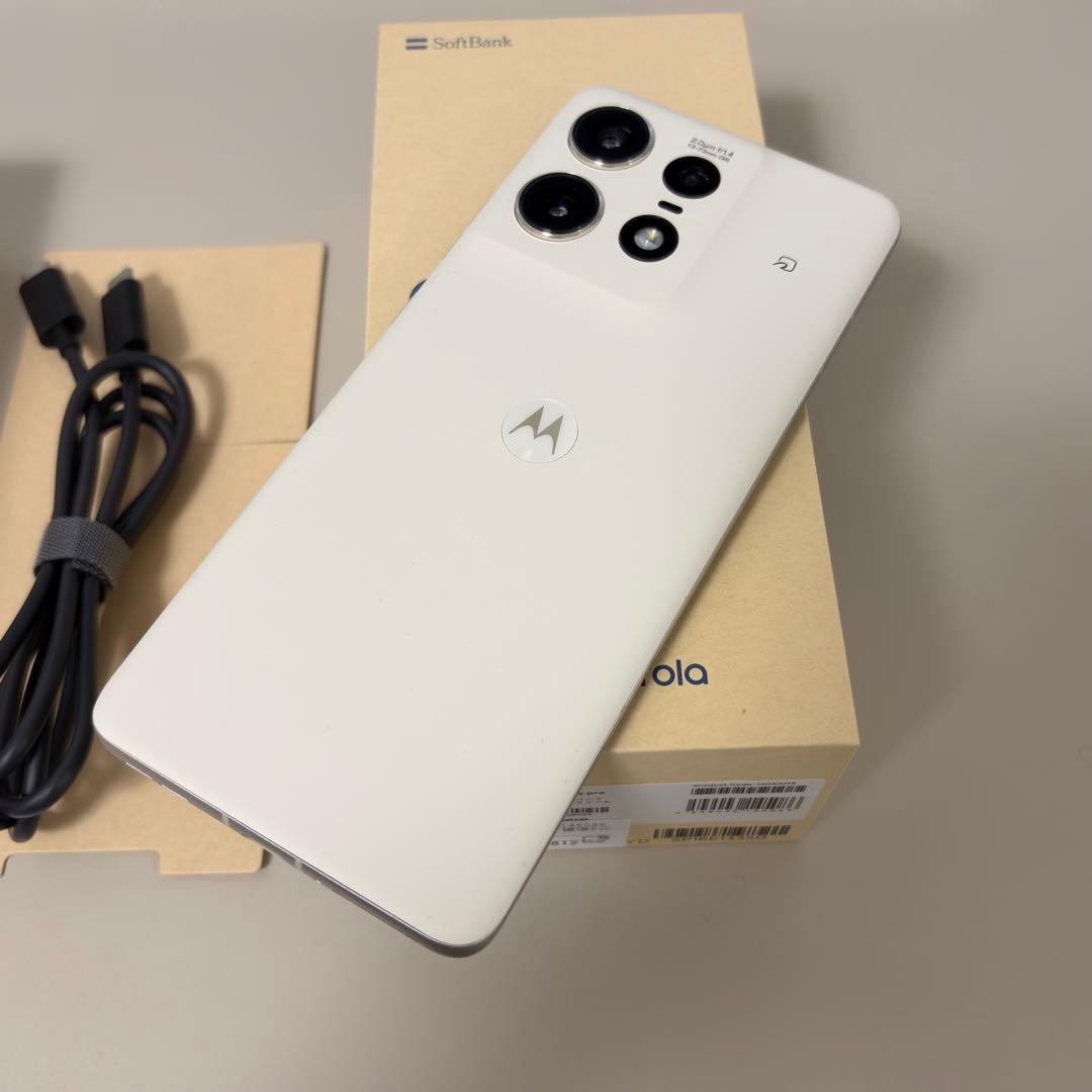 motorola edge 50s Pro 本体