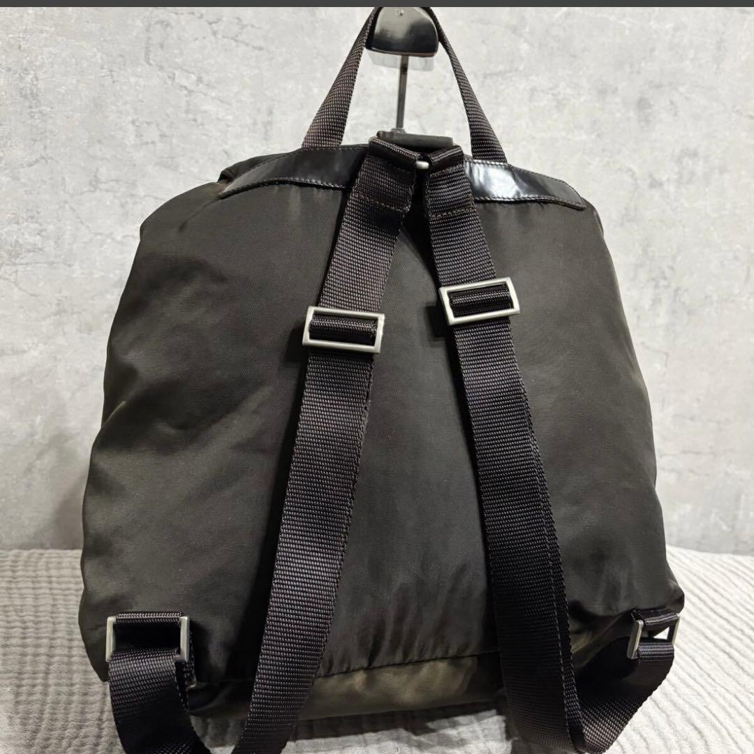 PRADA ミニリュック バックパック ロゴプレート ダークブラウン ナイロン