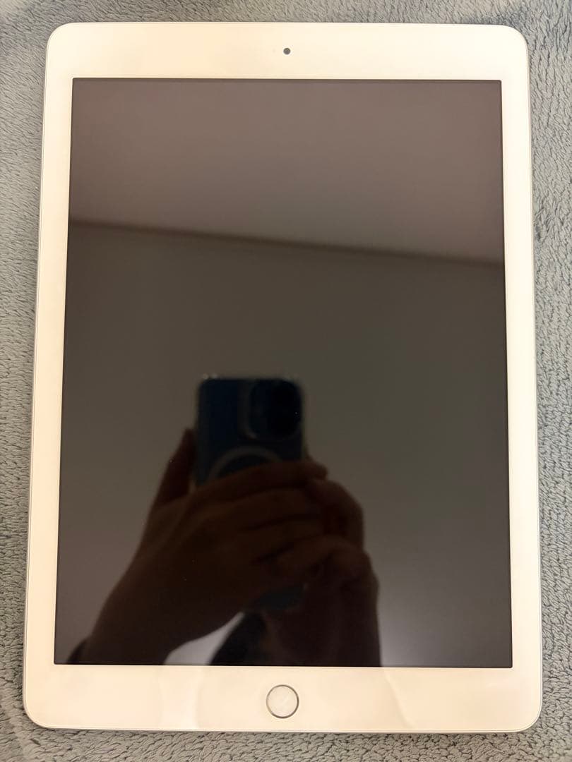 iPad 第6世代 128GB Wi-Fiモデル