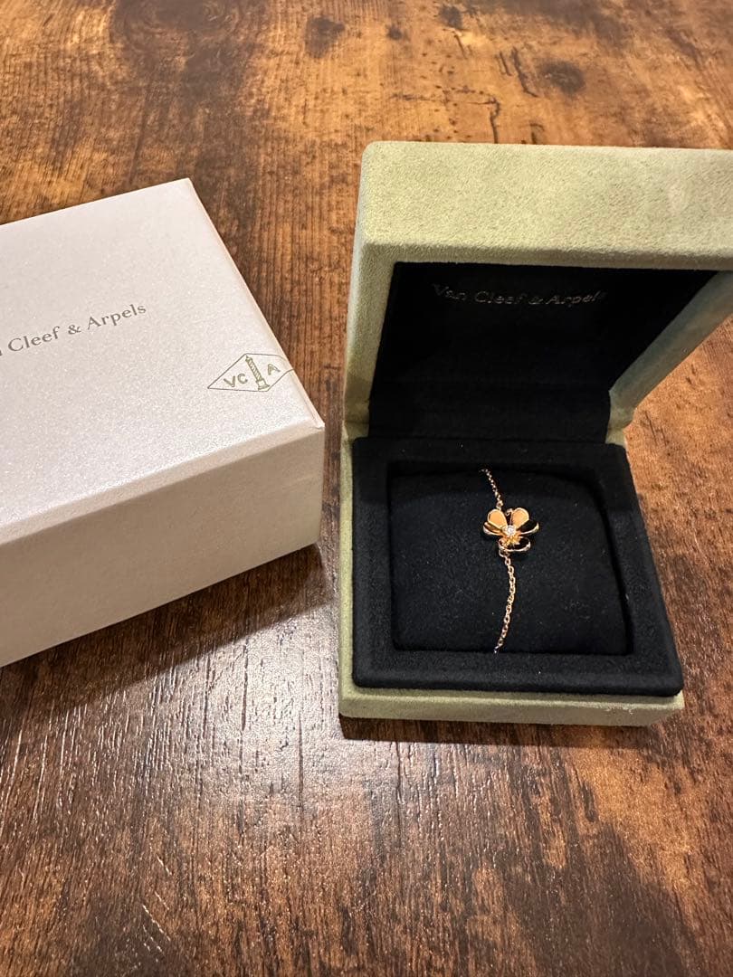ヴァンクリーフ＆アーペル フリヴォル ブレスレット ミニ YG ダイヤ 正規品