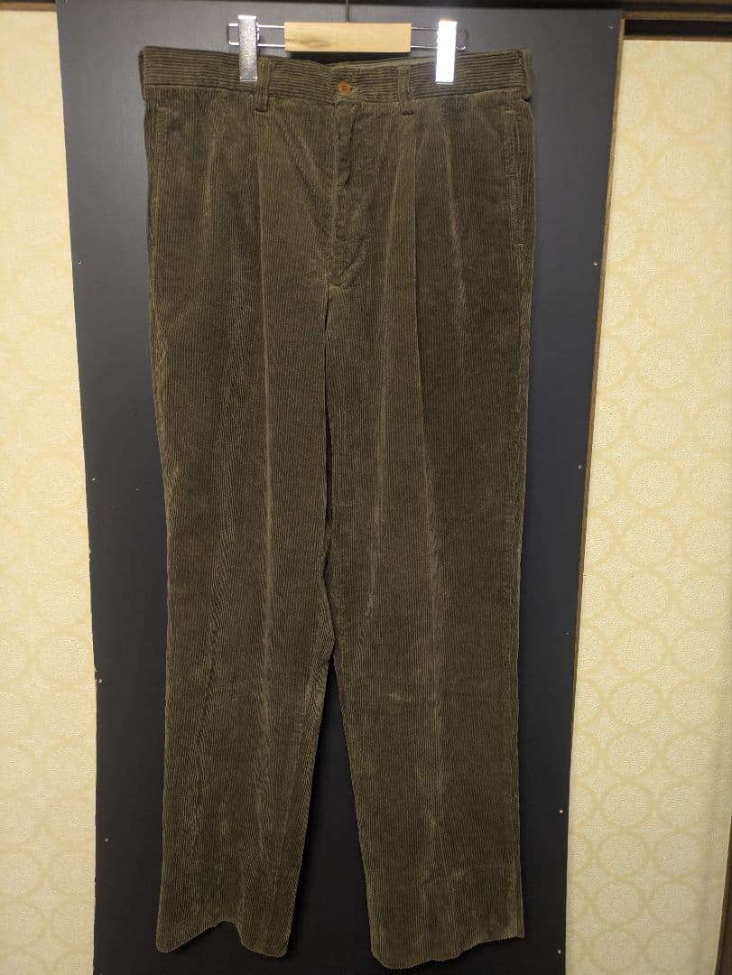 C.P. Company コーデュロイパンツ