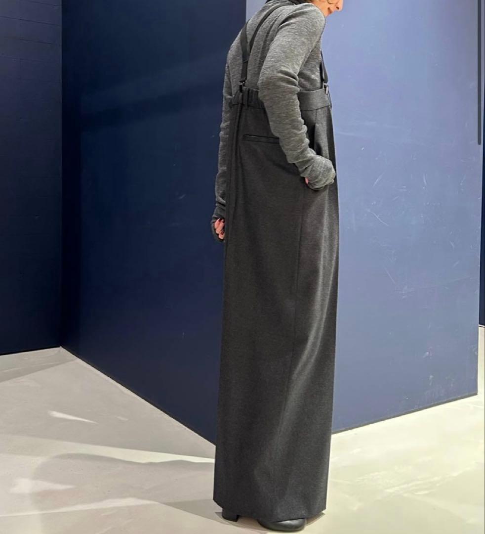 カレンソロジー　ウールサロペットパンツ　グレー