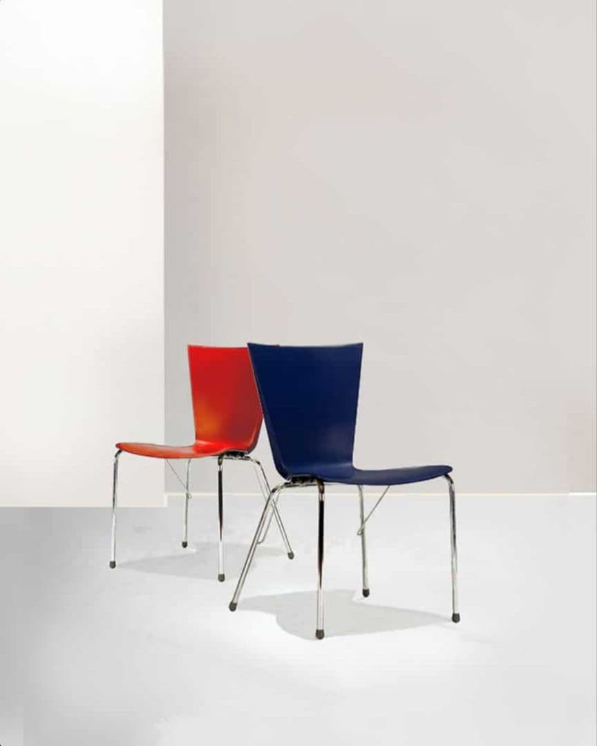 希少　SEGIS STORM スタッキングチェア　チャコール　italy