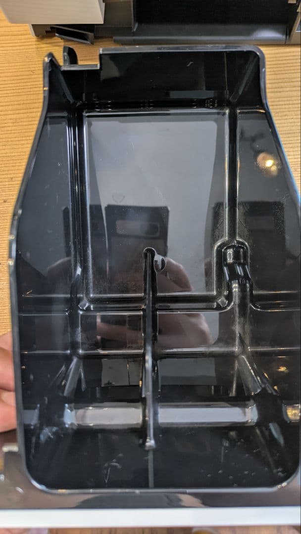 デロンギ　マグニフィカスタート　コーヒーメーカー ECAM22020W