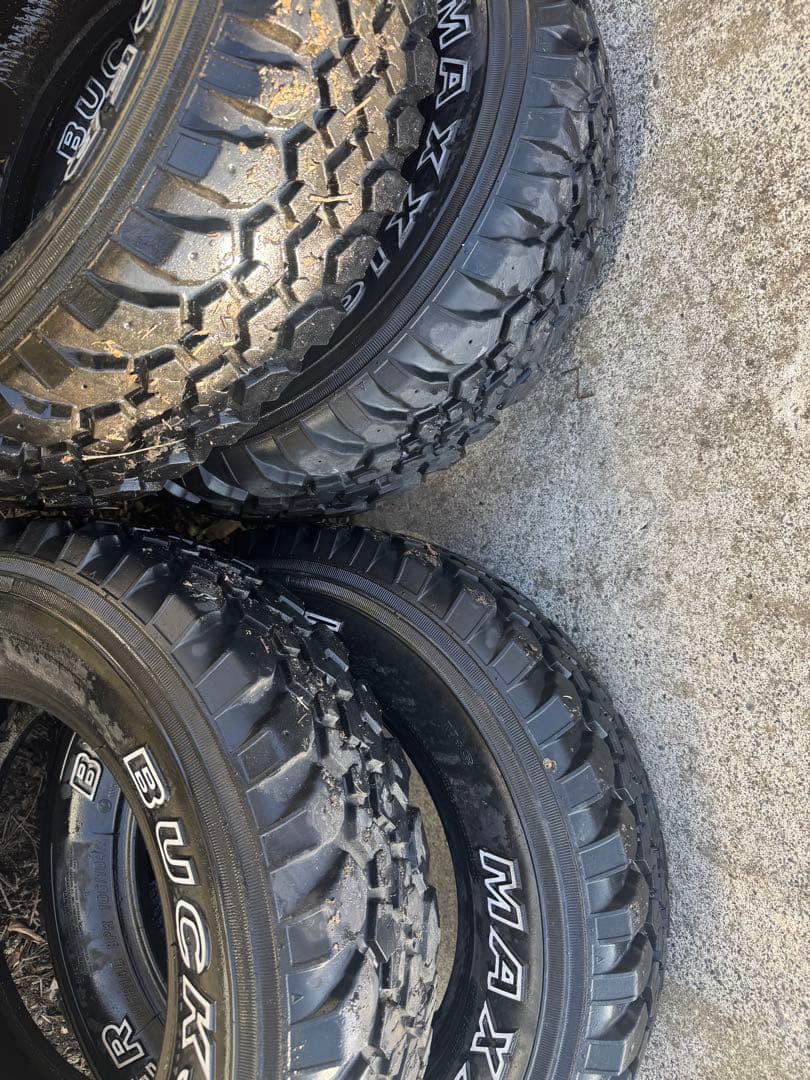 MAXXIS BUCKSHOT MUDDER 195r14 マッドタイヤ