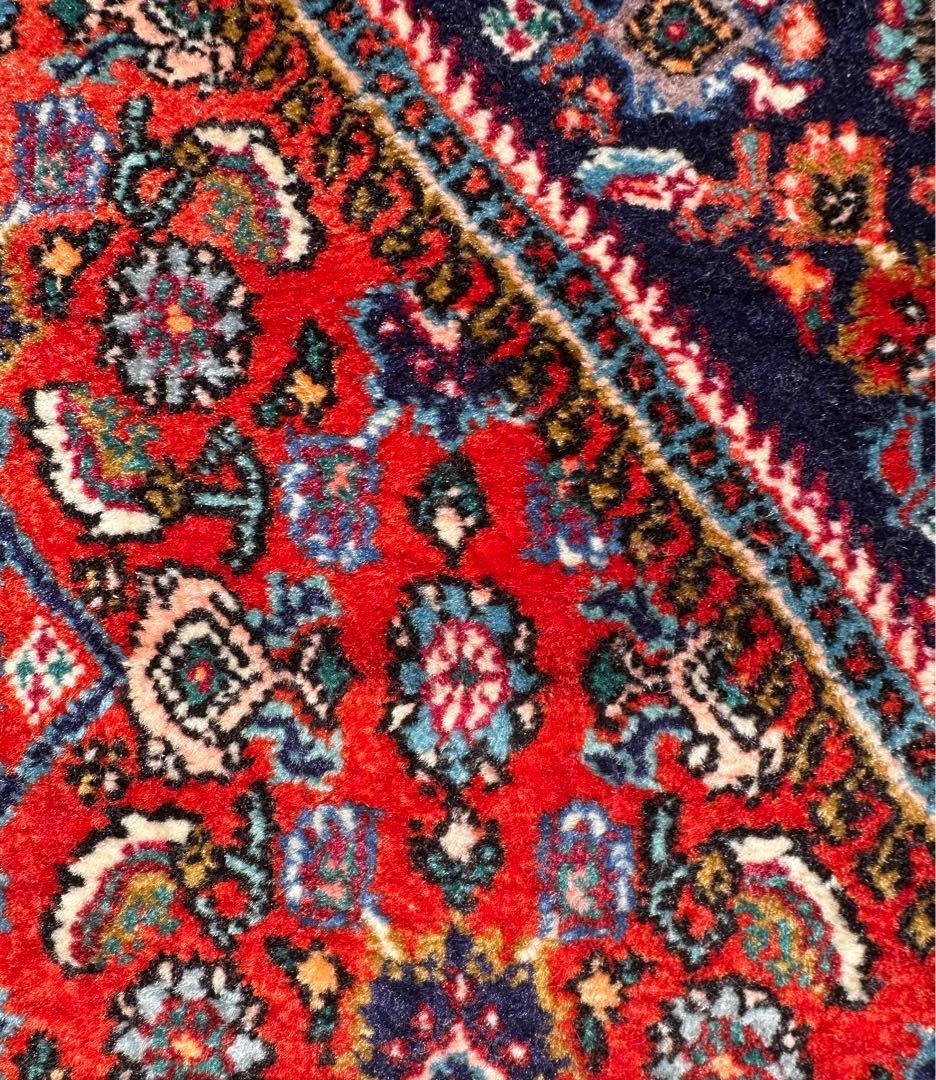 手織りペルシア絨毯　ビジャー産　サイズ約167x118cm ウール100%