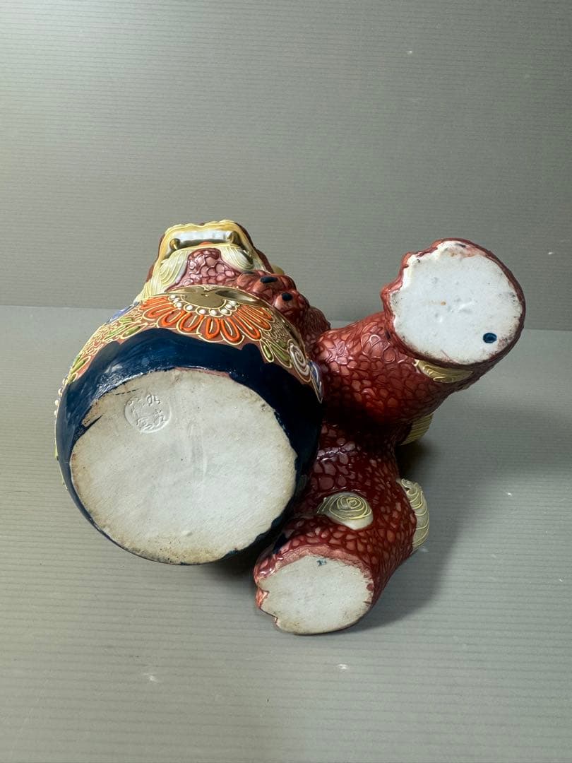 2494 九谷焼 玉乗り獅子 狛犬 シーサー 置物 開運 魔除け 縁起物 骨董品