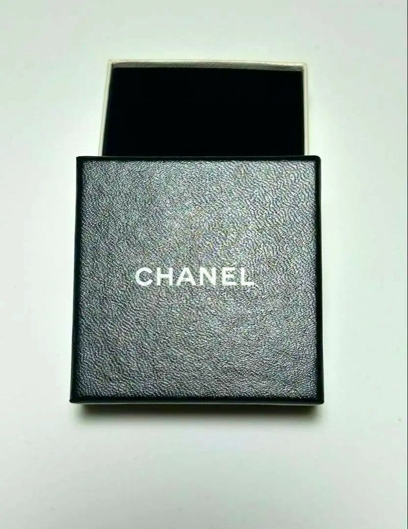 正規品 シャネルピアス・両耳用