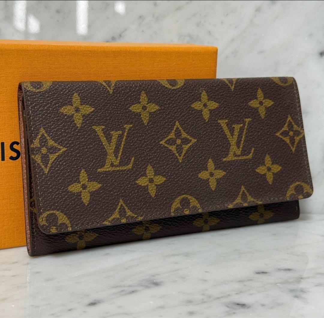 Louis Vuitton モノグラム長財布　札入れ
