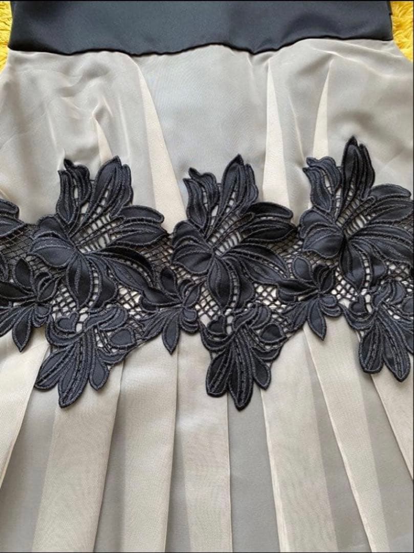 ストロベリーフィールズグレース　グラッセドレス