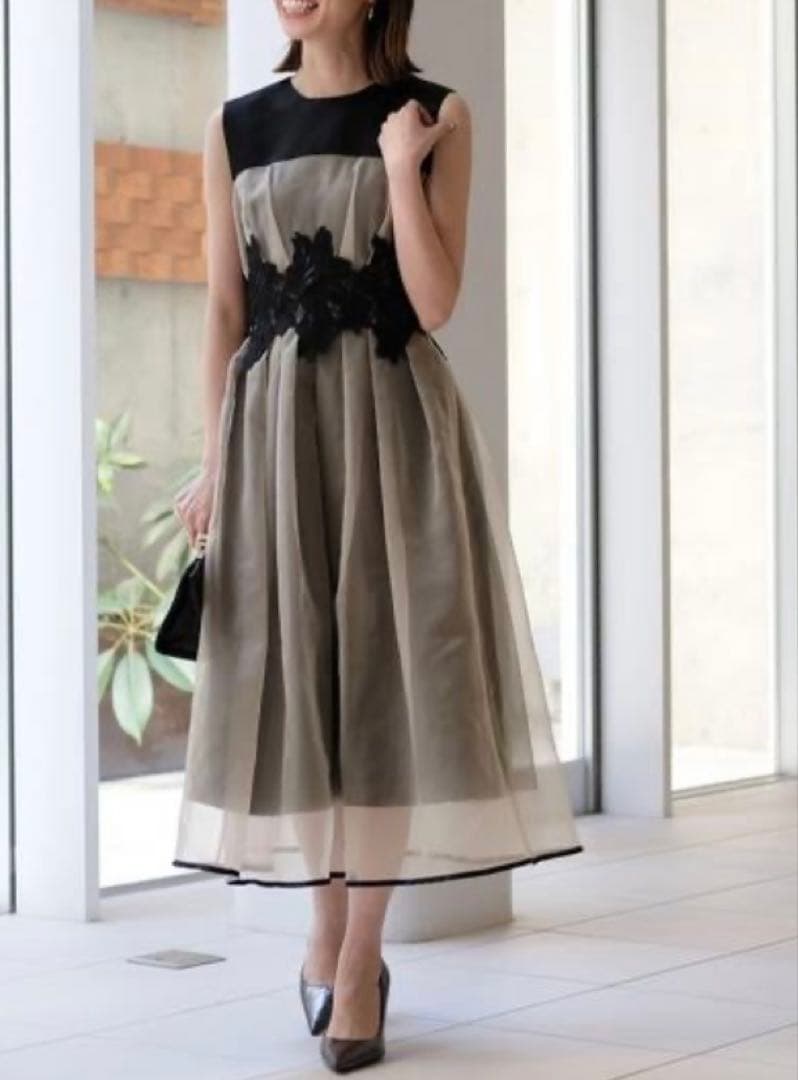 ストロベリーフィールズグレース　グラッセドレス