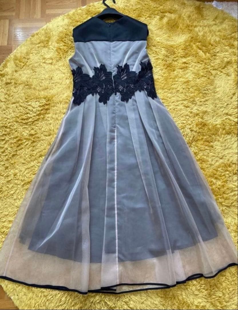 ストロベリーフィールズグレース　グラッセドレス