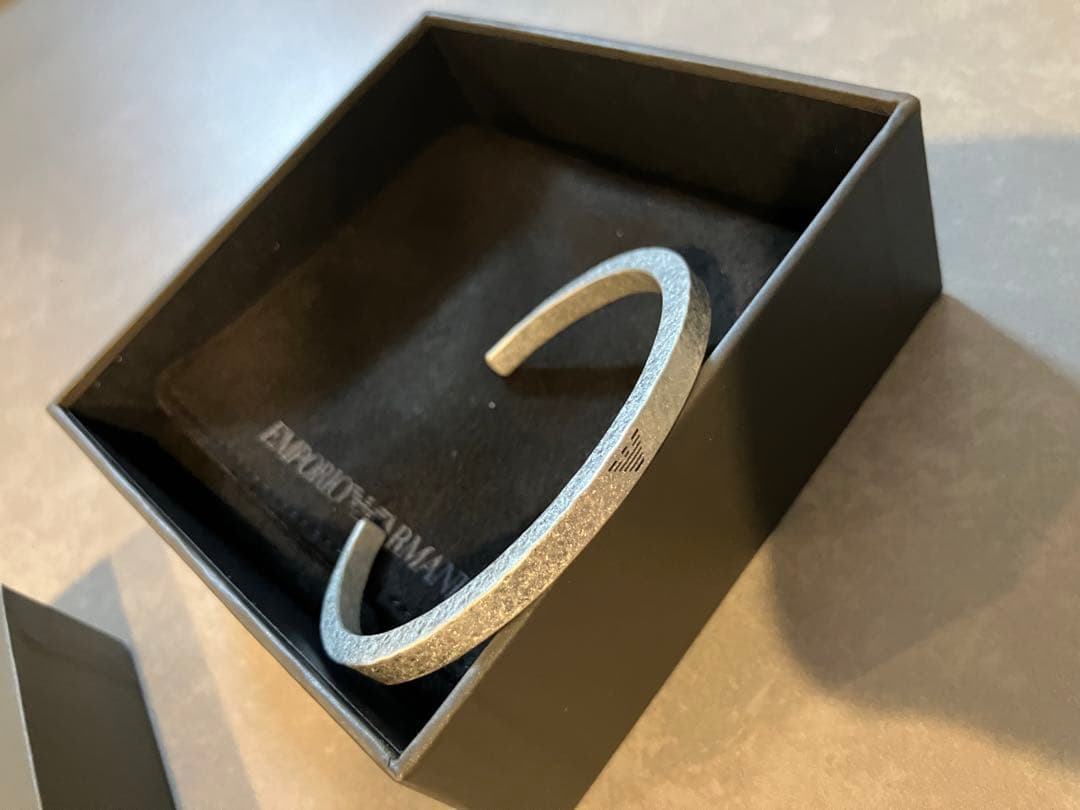 【未使用】EMPORIO ARMANI シルバーバングル