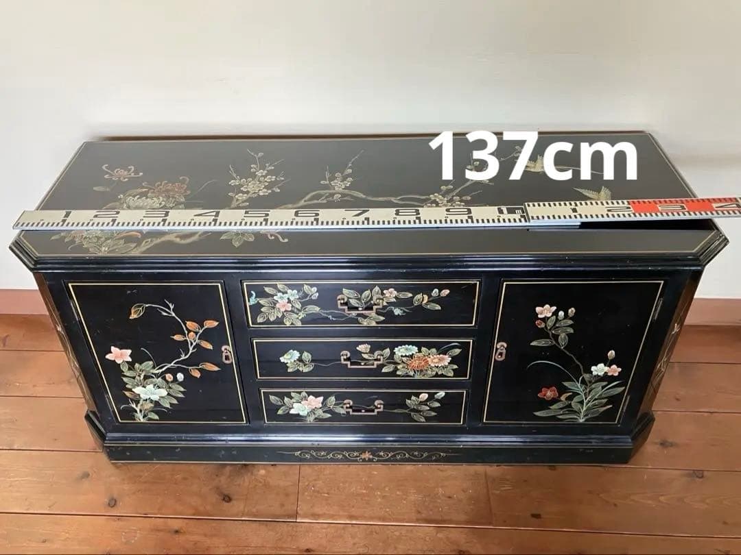 黒い花柄の木製箪笥 キャビネット ヴィンテージ 稀少 中古家具 チェスト