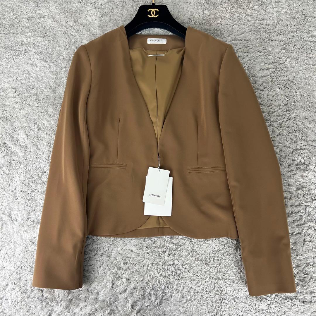 【新品未使用】Ketty Cherie ノーカラーパンツスーツ　セットアップ　L