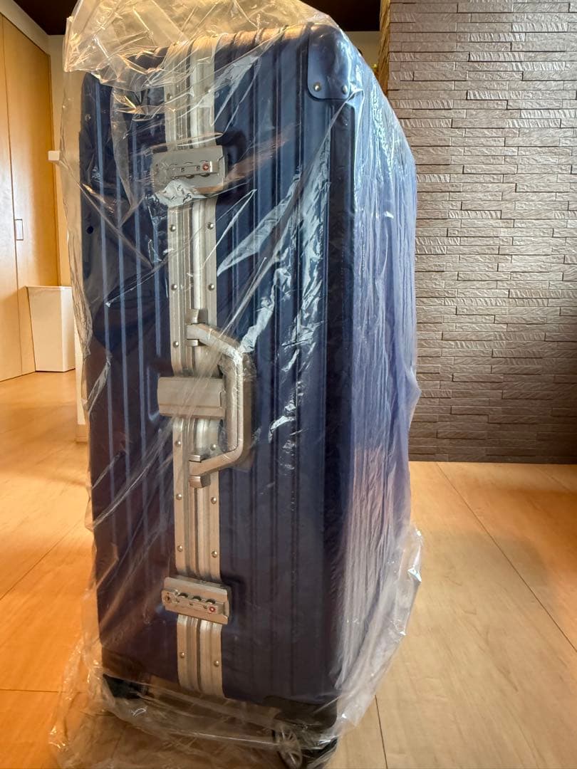 新品未使用 ネイビー ハードシェル キャリーケース L