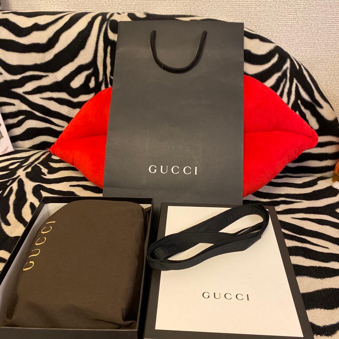 GUCCI新品ポーチ