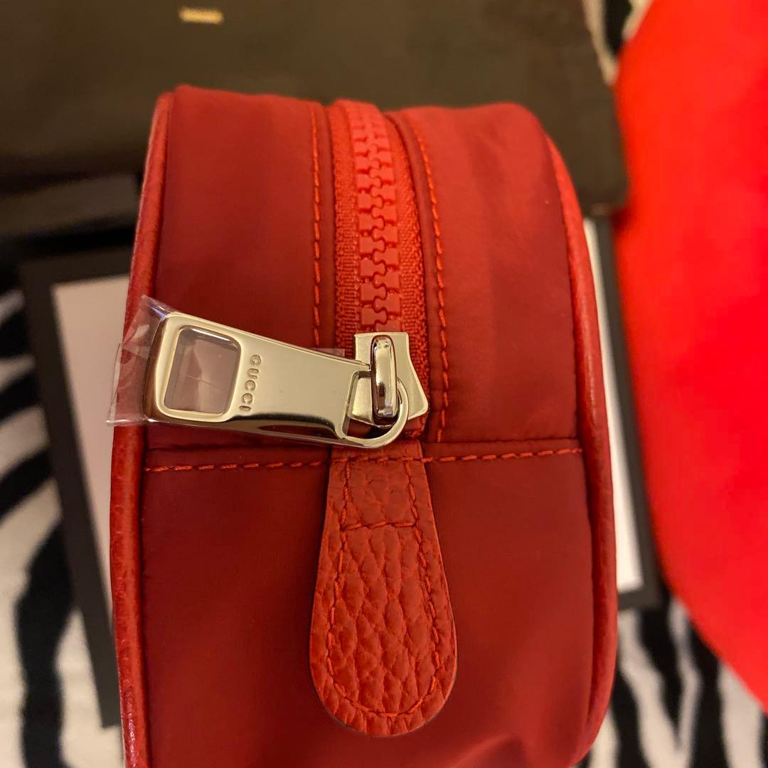 GUCCI新品ポーチ