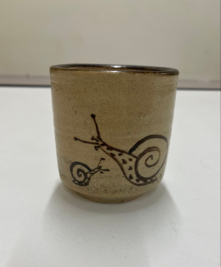 山下清　筆筒　益子焼　カタツムリ