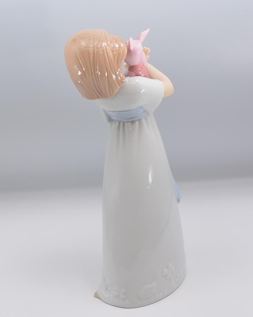 ピグレットを抱いて　＃1587　★NAO（リヤドロ）　光沢仕上げ　箱付き　絶版