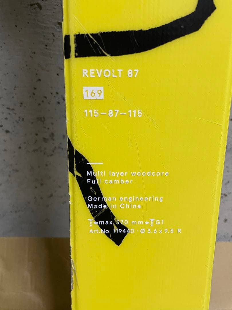 ※レオ※ Volkl REVOLT87スキー板