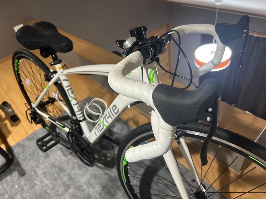 NEXTYLE(ネクスタイル) ロードバイク 自転車 ホワイト 発送も可