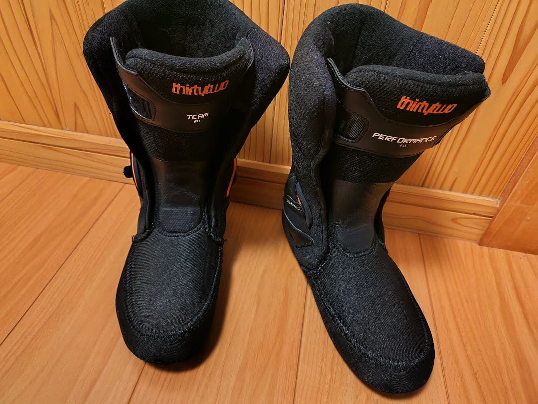 thirtytwo スノーボードブーツ LASHED 27cm 22-23