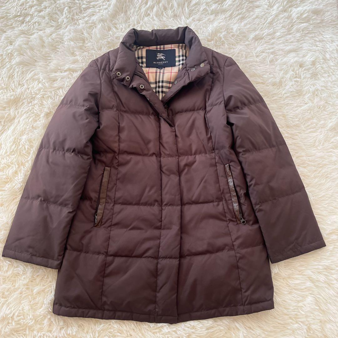 バーバリー　ダウンコート　ノバチェック　ブラウン　ダウンジャケット　茶色