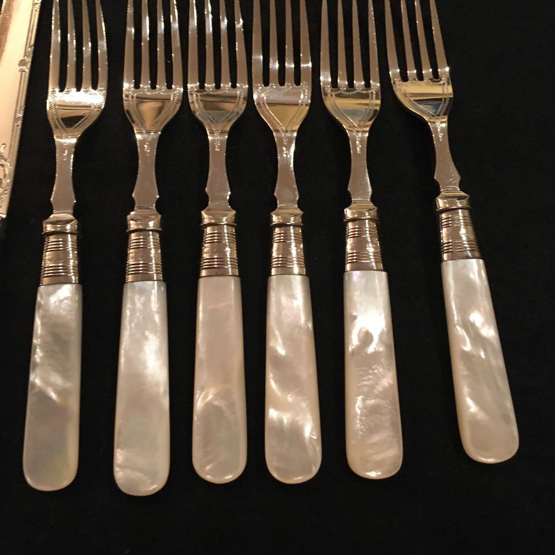 お値下げ　英国製シルバーとマザーオブパールのアンティークカトラリー　一部純銀