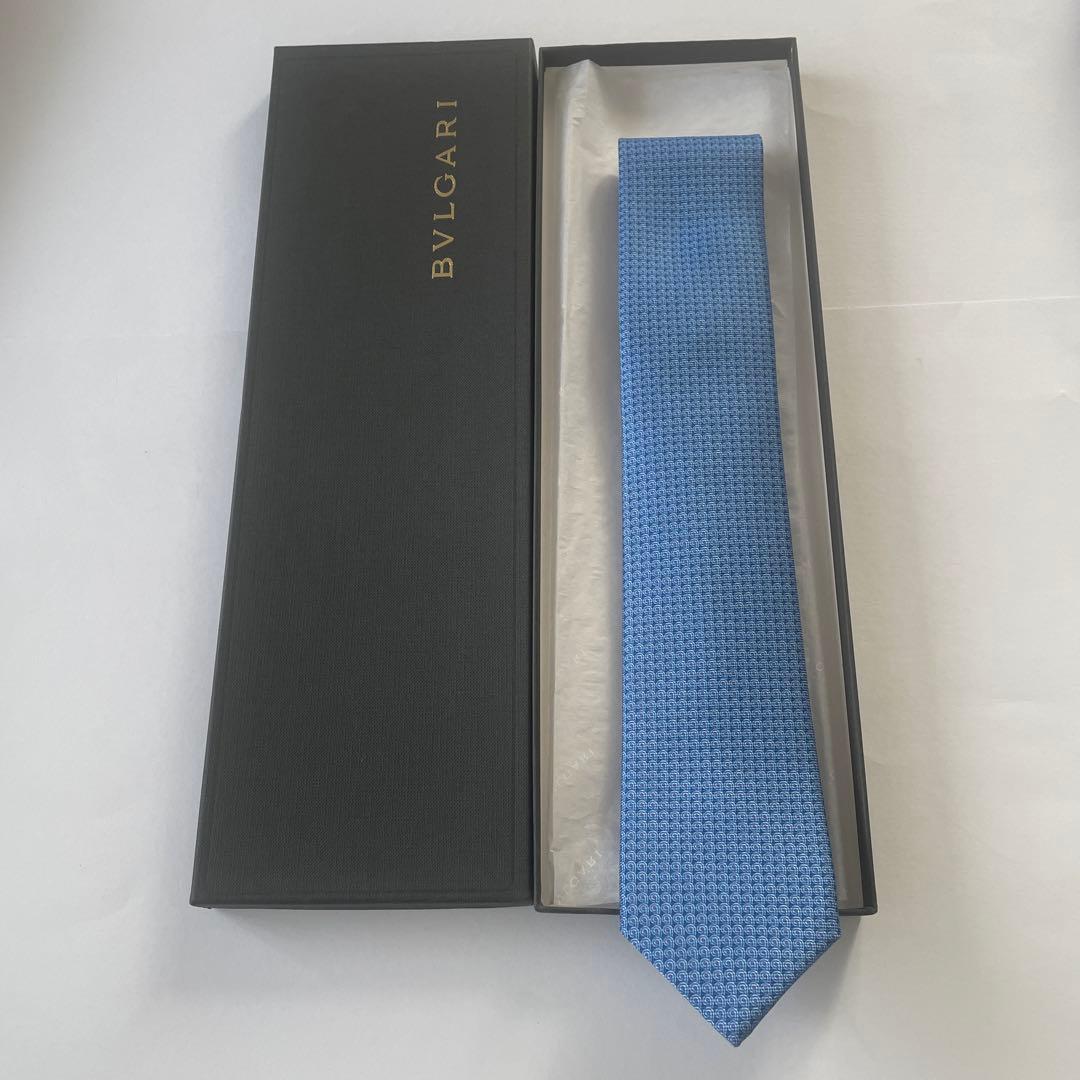 紙バック見つかりました！新品・箱・タグ付き BVLGARIネクタイブルー シルク
