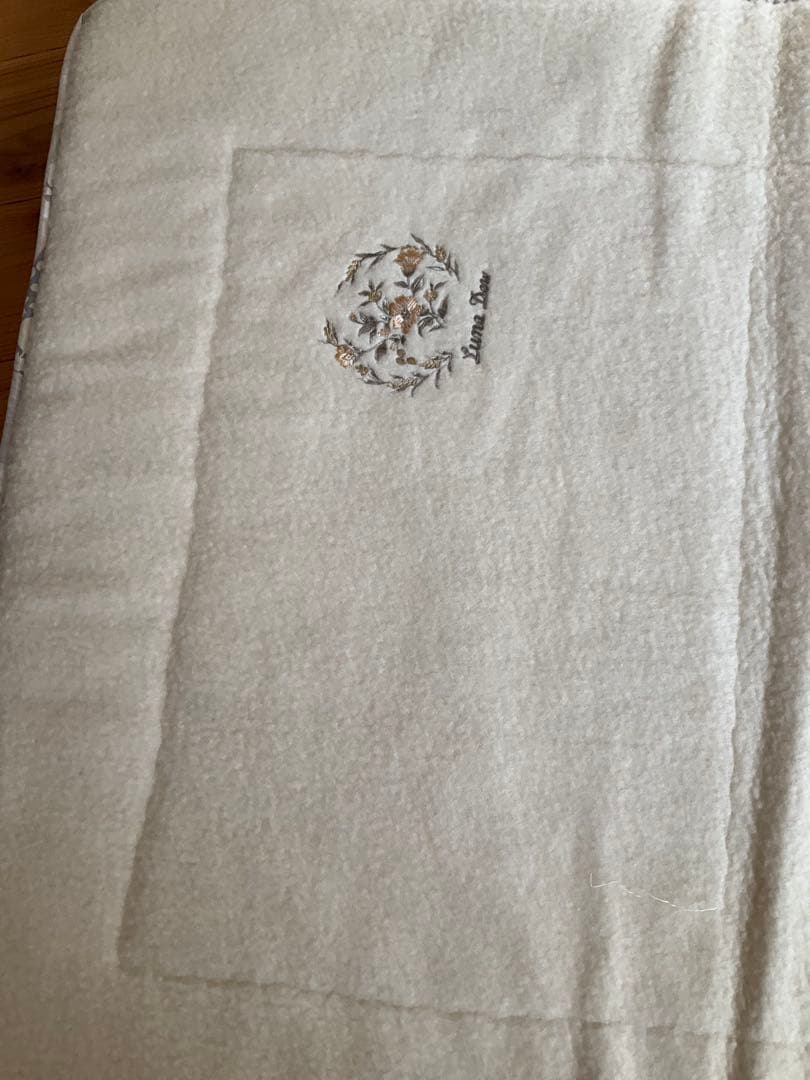 匿名配送　送料込み　羊毛混敷き布団 防ダニ加工