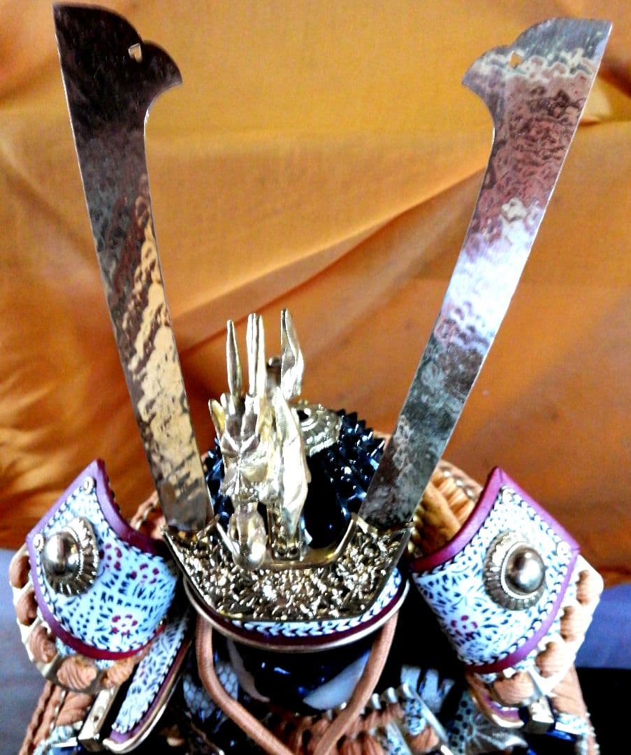 鎧兜飾り　安土