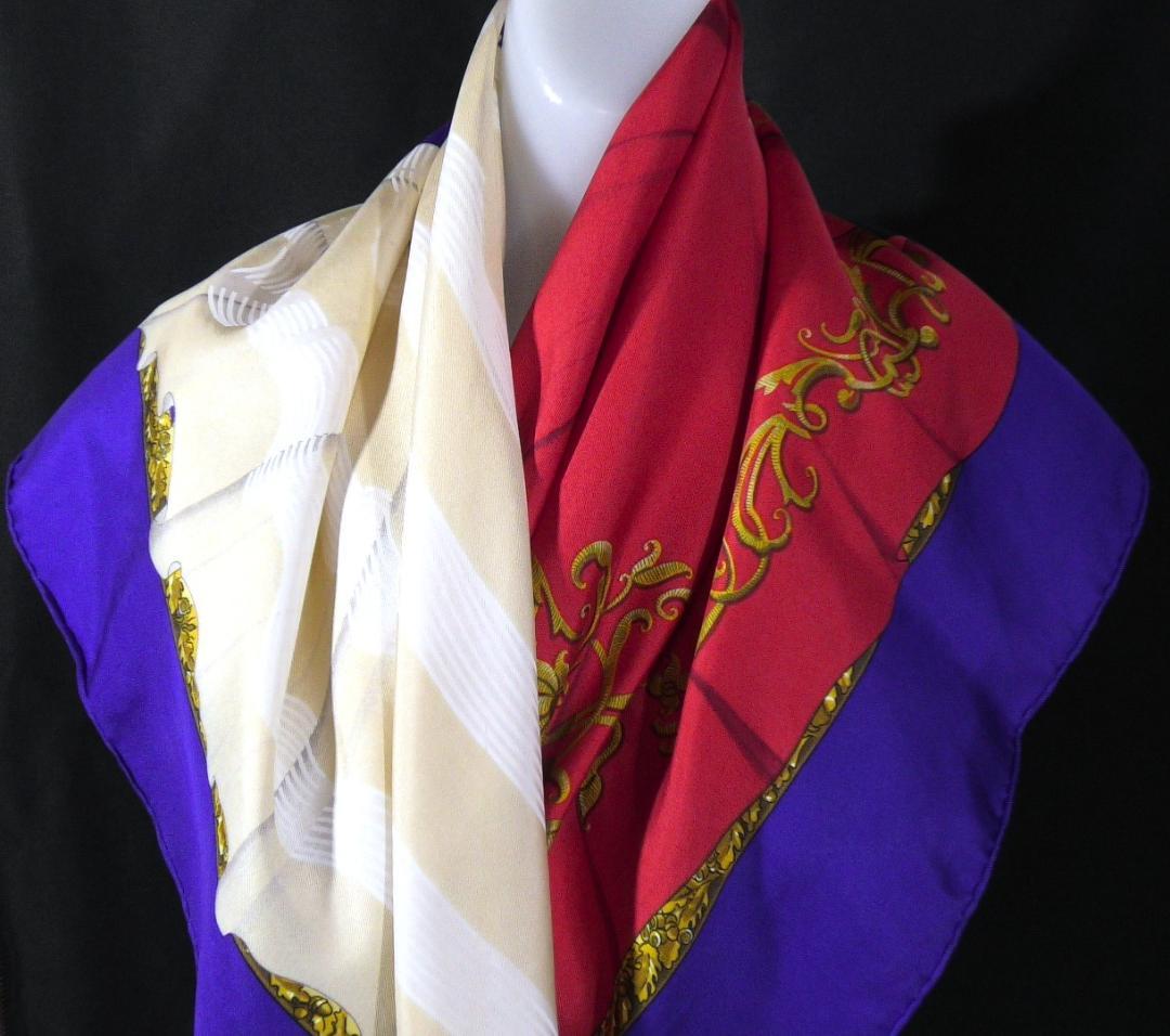 美品　HERMES エルメス　大判スカーフ　カレ90　 D362