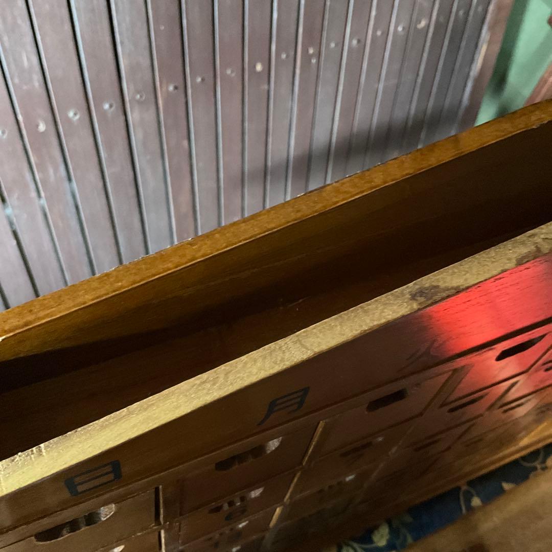 万年カレンダー　アドベントカレンダー　月間薬棚　お薬引き出し