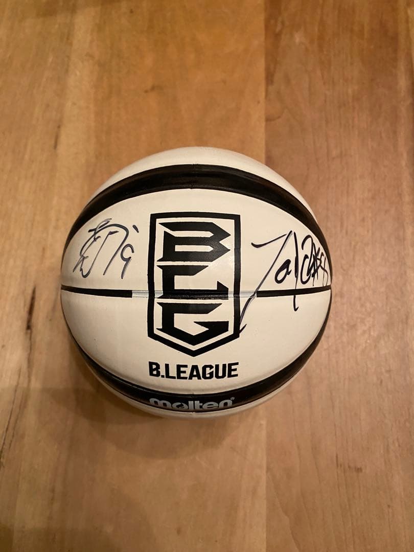 B.LEAGUE サイン入りボール #9安藤周人　#8張本天傑