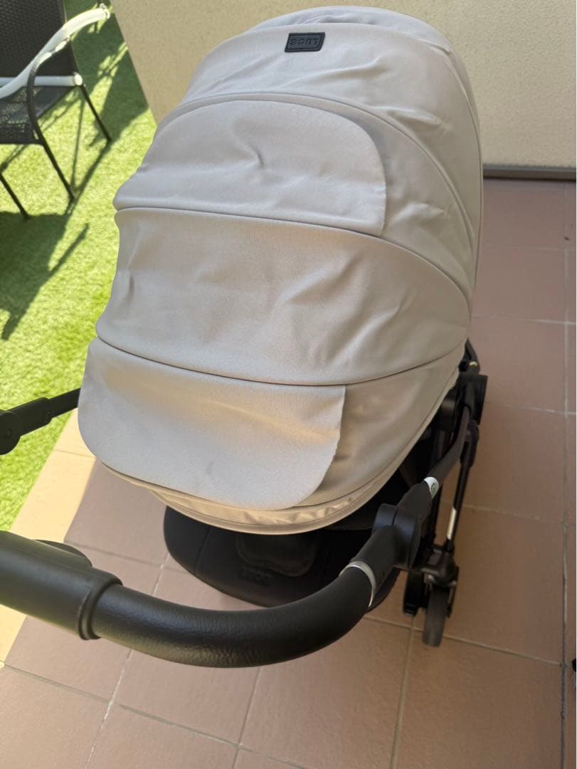 Aprica ルーチェフリー　ベージュ