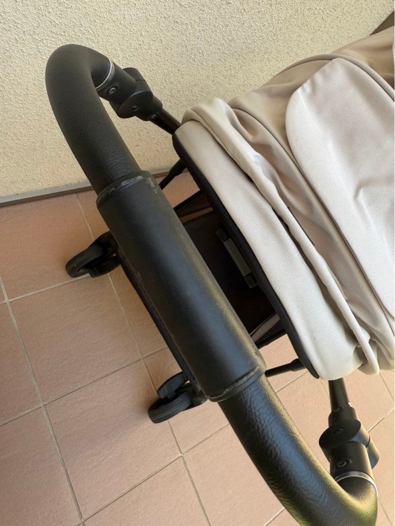 Aprica ルーチェフリー　ベージュ