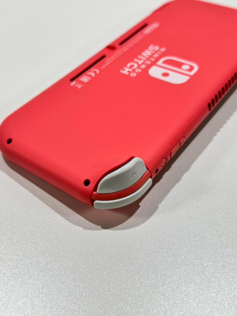 Nintendo Switch Lite コーラルピンク　保護カバーおまけ