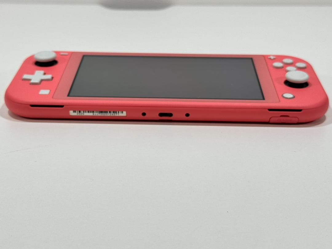Nintendo Switch Lite コーラルピンク　保護カバーおまけ