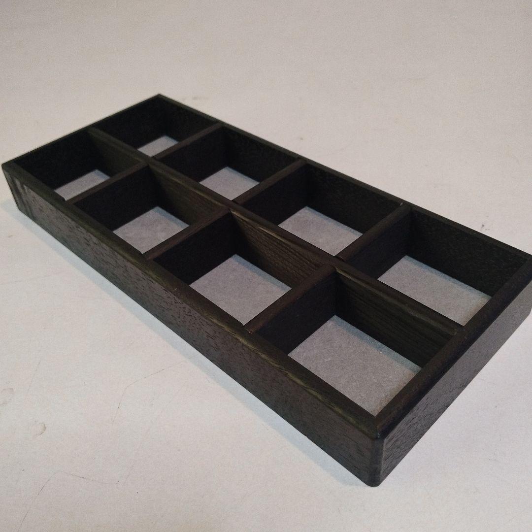 黒い木製アクセサリーケース ガラストップ付き　6個の引き出し付　大きめサイズ