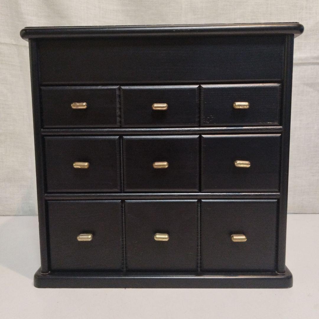 黒い木製アクセサリーケース ガラストップ付き　6個の引き出し付　大きめサイズ